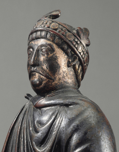 L’imagerie du pouvoir de Charlemagne à partir d’un denier à son effigie
