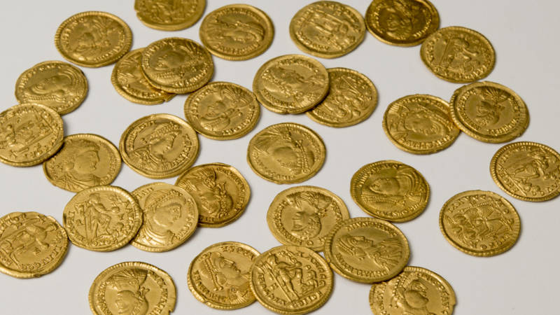 Hoard of Roman coins found at former burial site in Gelderland